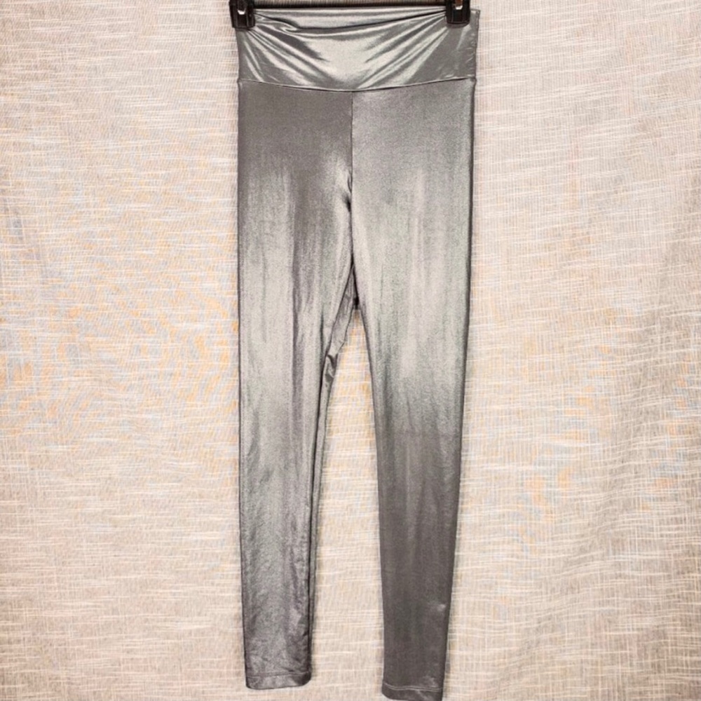 Forever 21 metallic shiny silver sheen leggings